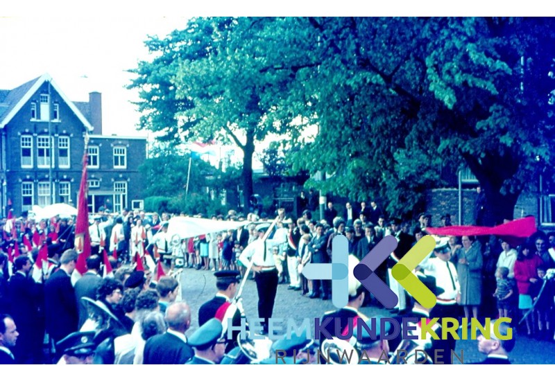 EMM 1966 F00002713